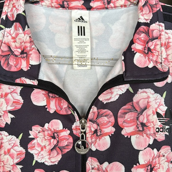 Adidas ladies sport jacket - Picture 5 of 6